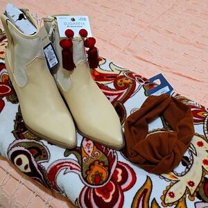 Universal  Thread size 11, sugar fix earrings,  and head wrap